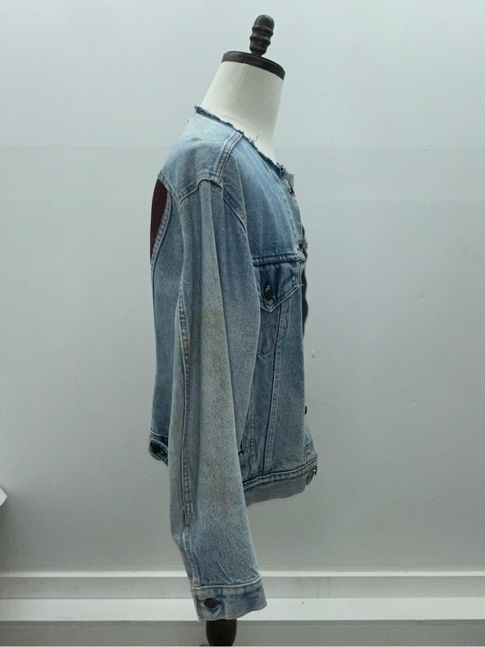 Vintage Reworked Levi's Denim Jacket Hand Painted Desert Steer Skull Mens Large - Picture 8 of 16